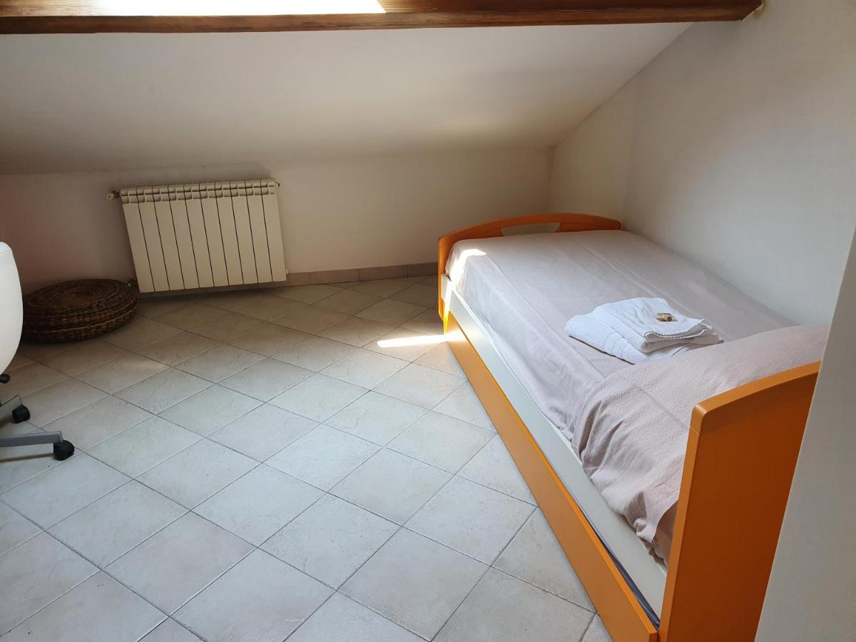 La Mansarda Appartement Savona Buitenkant foto